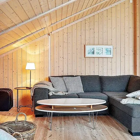 6 Person In Slagelse