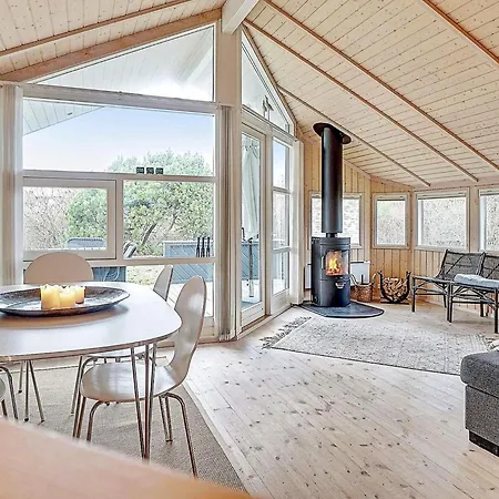 6 Person In Slagelse